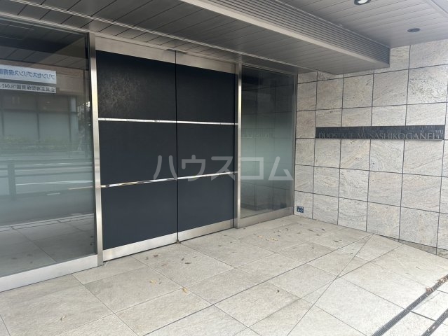 29/30 エントランス