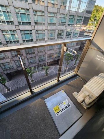 17/27 バルコニー