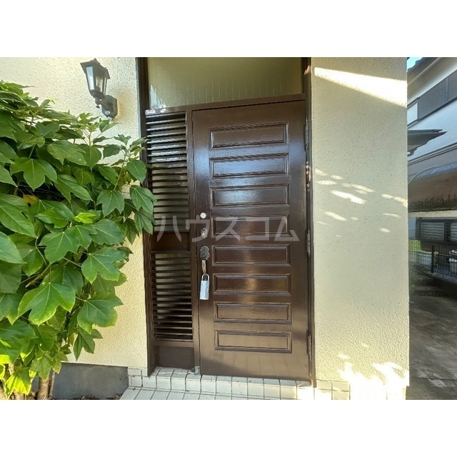 24/24 エントランス