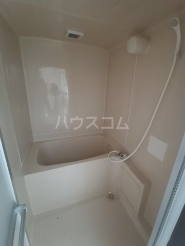 17/30 浴室