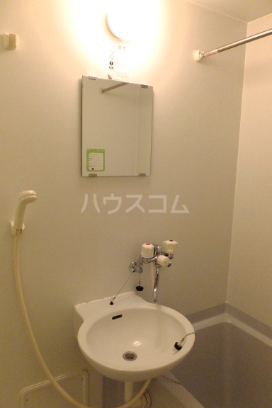 13/30 洗面