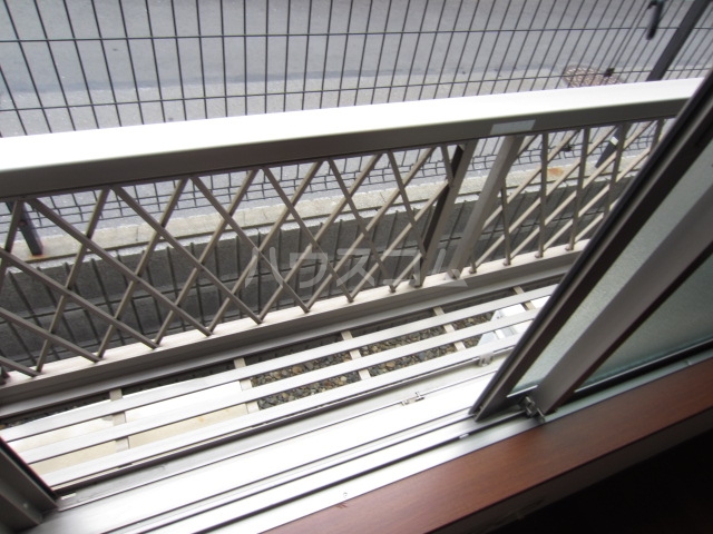 17/27 バルコニー