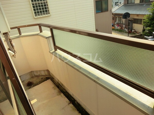 15/22 バルコニー