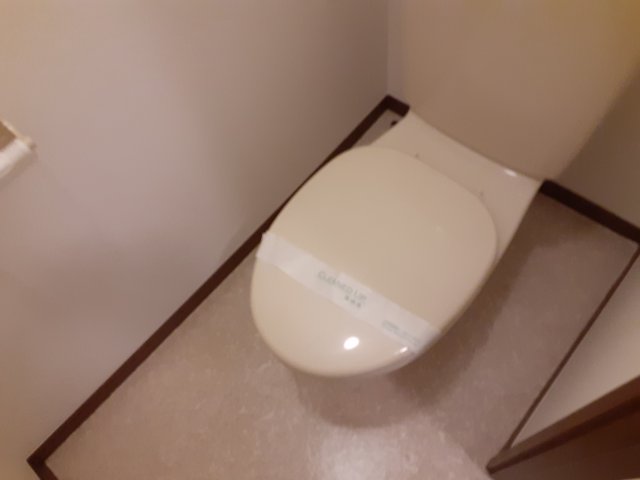 16/30 トイレ