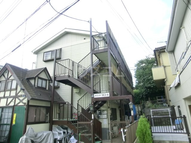 17/19 エントランス