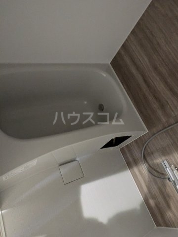 13/30 浴室