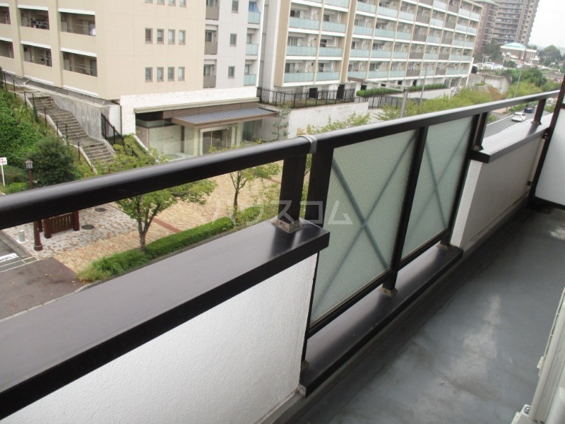 13/19 バルコニー