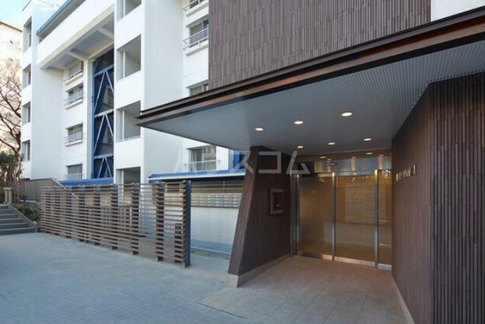 16/24 エントランス