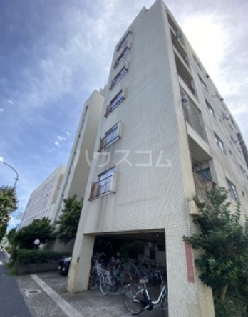 17/25 エントランス