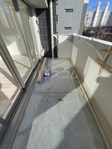 18/26 バルコニー