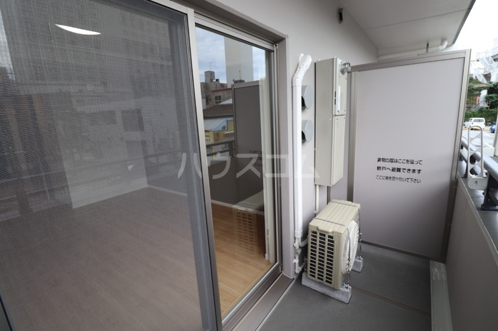 13/25 バルコニー