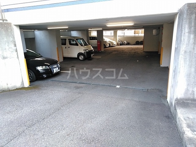 4/5 駐車場