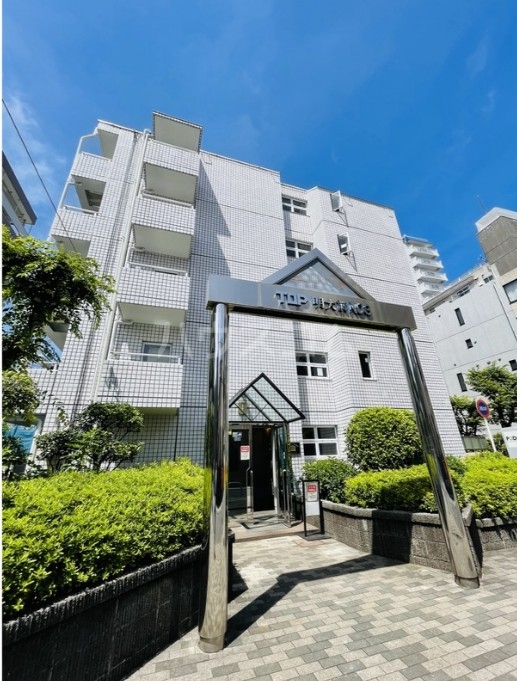 19/26 エントランス