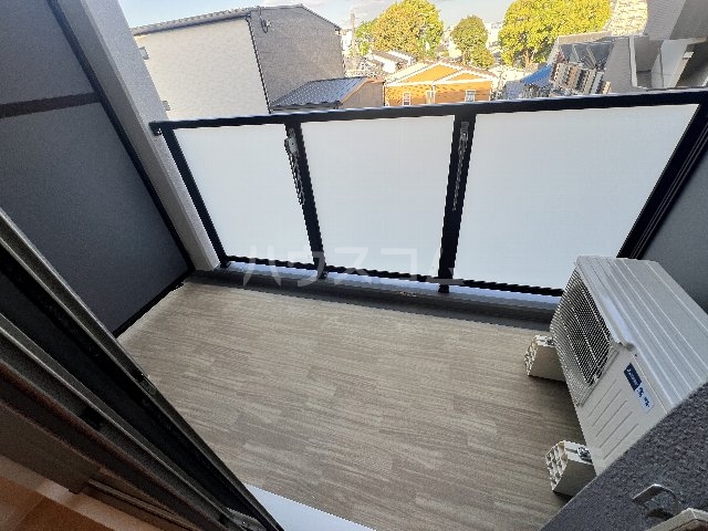 19/30 バルコニー