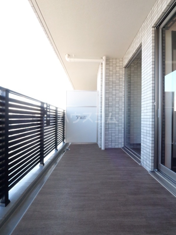 16/28 バルコニー