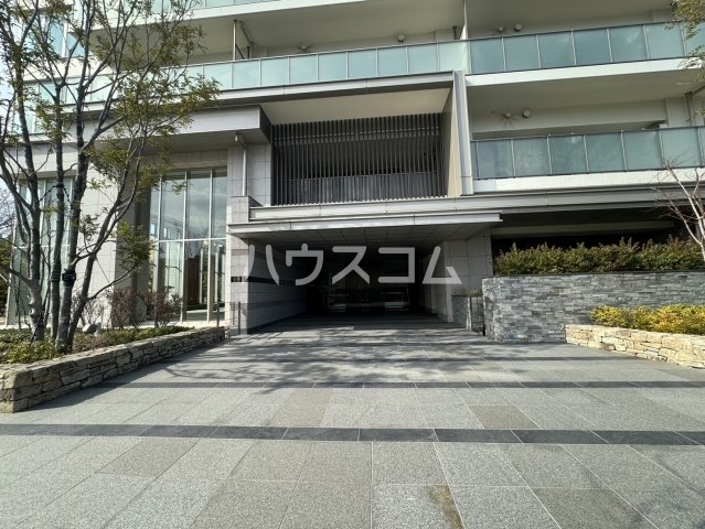 15/17 エントランス