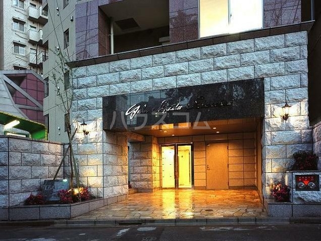 15/16 エントランス