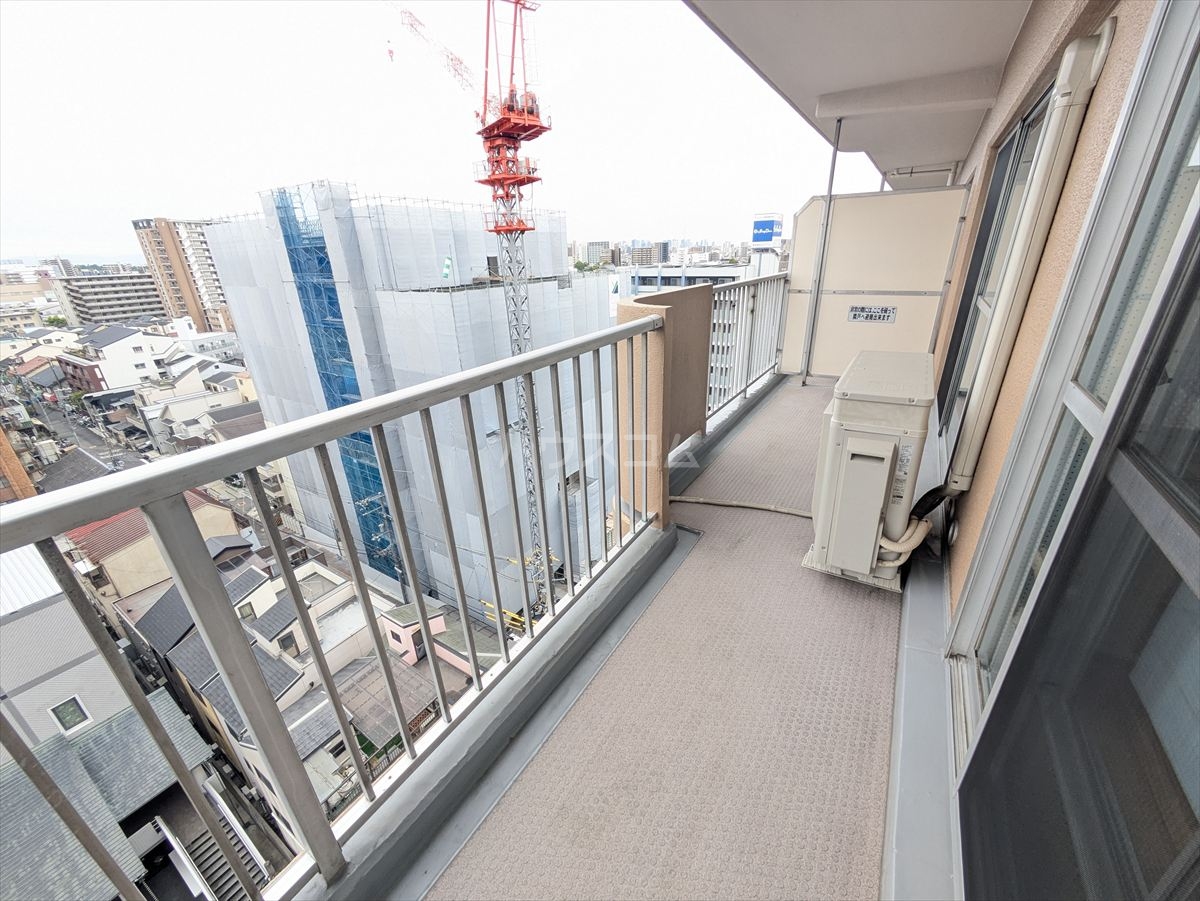 23/30 バルコニー