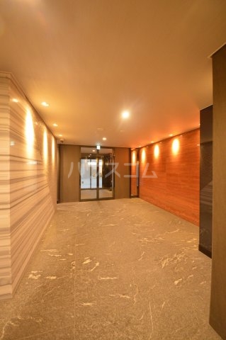 15/20 エントランス