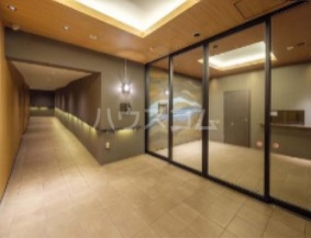 14/22 エントランス