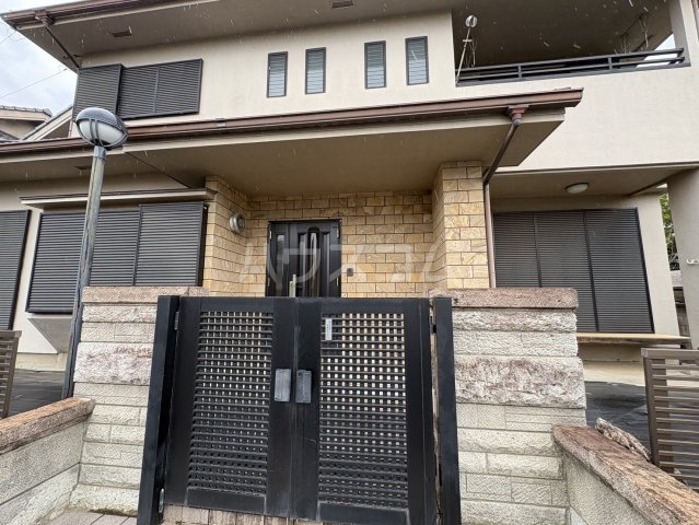 3/7 エントランス