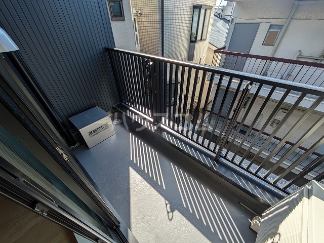 20/30 バルコニー