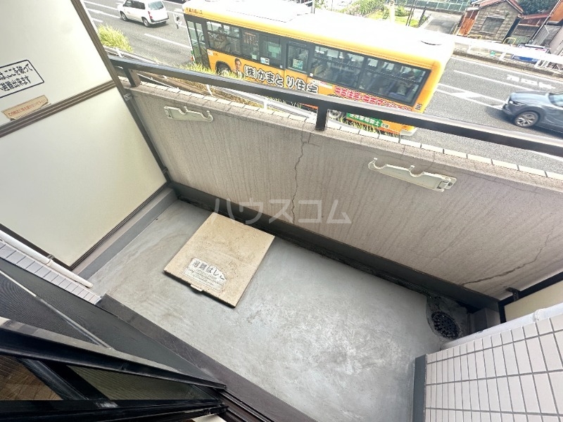 13/18 バルコニー