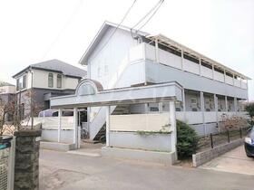 16/19 エントランス