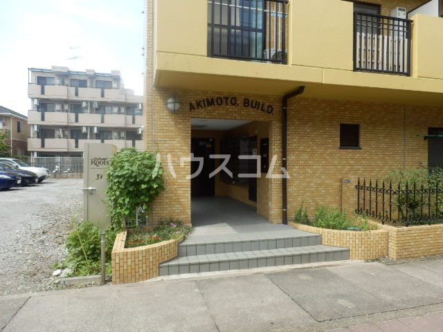 15/19 エントランス