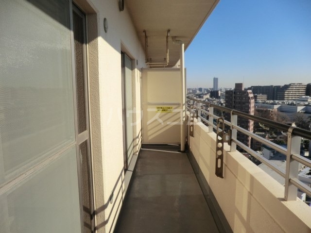 23/30 バルコニー