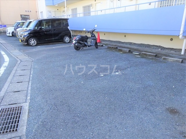 4/14 駐車場