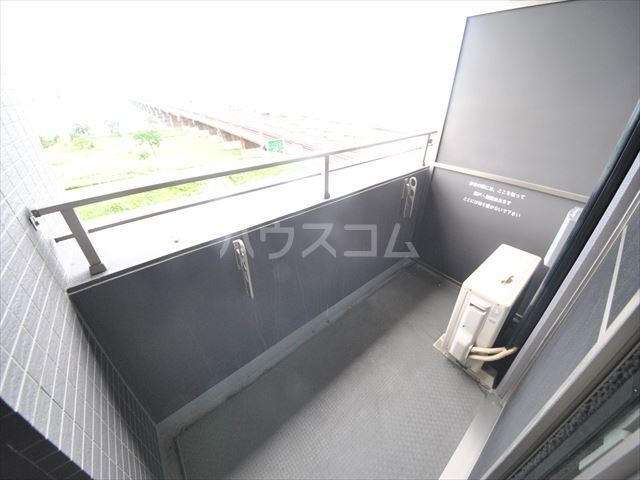 14/27 バルコニー