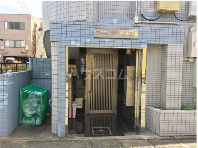 14/16 エントランス