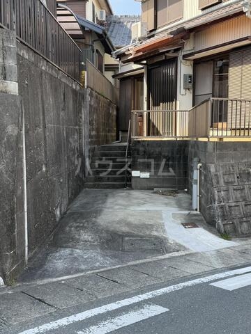 20/30 駐車場