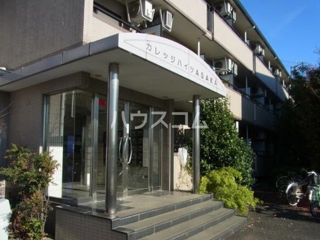 22/26 エントランス