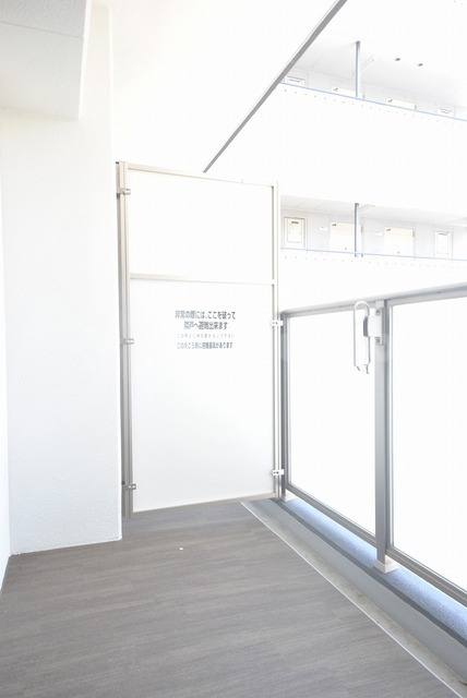 18/26 バルコニー