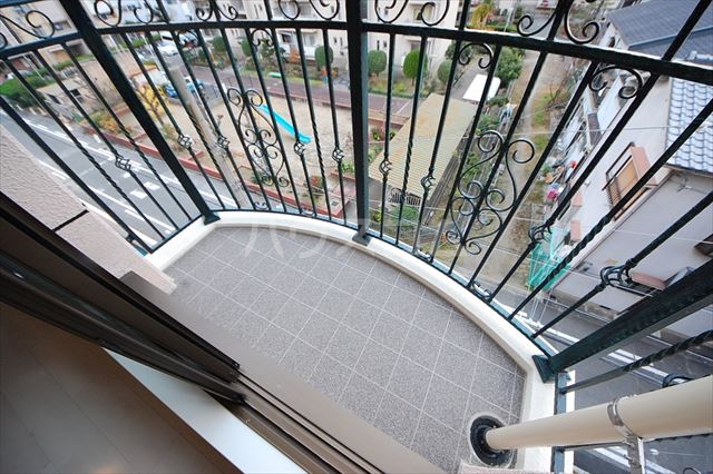 19/30 バルコニー