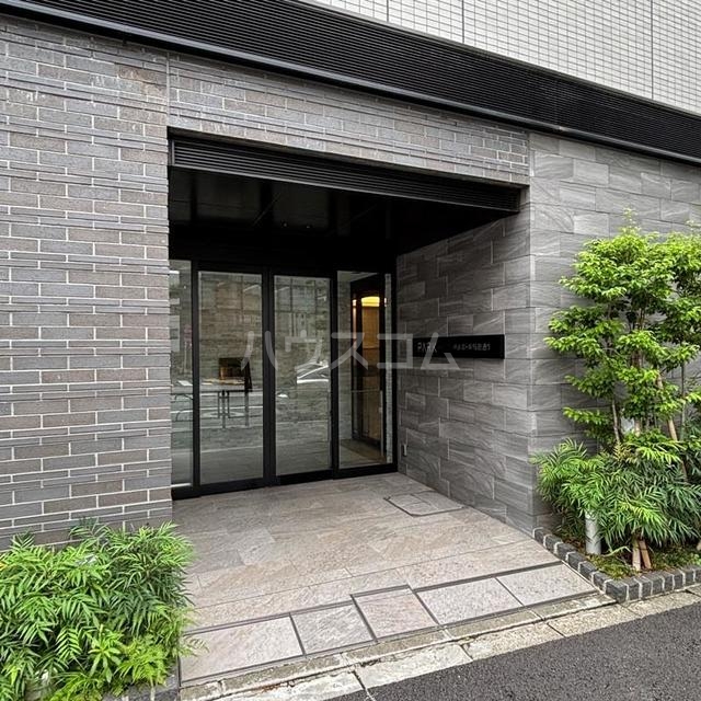 14/25 エントランス