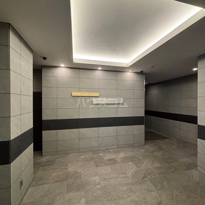 15/25 エントランス