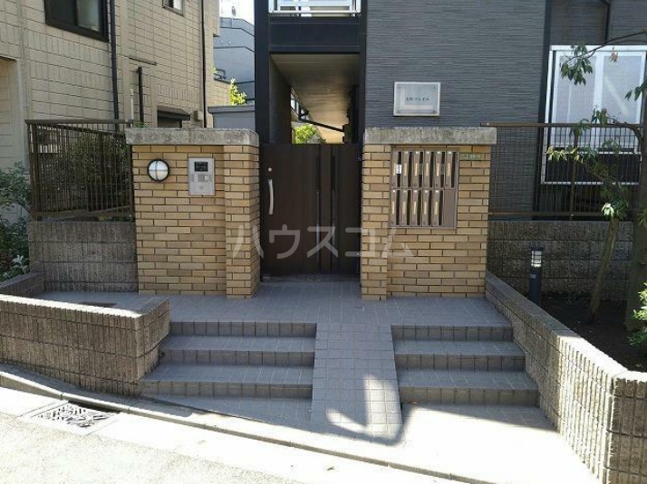 10/10 エントランス