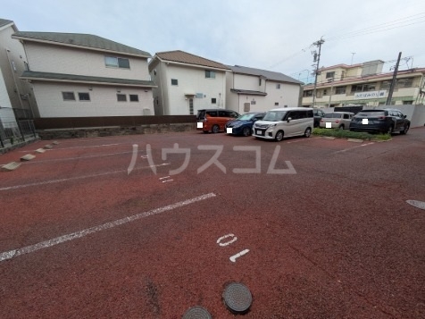 21/30 駐車場