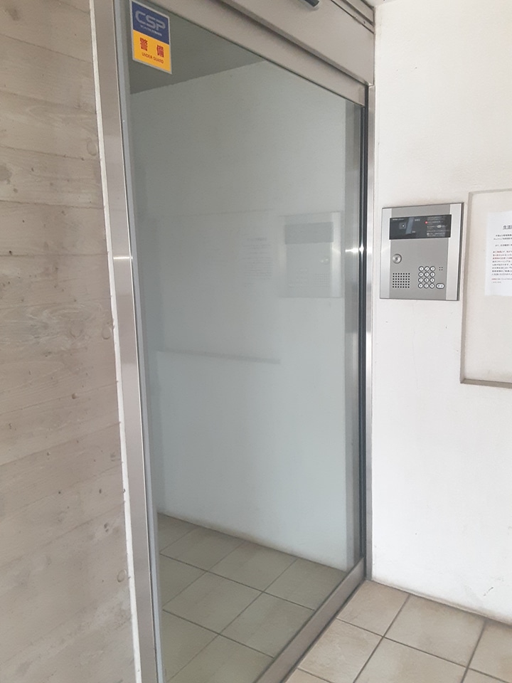 29/30 エントランス