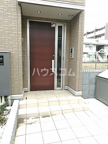 22/30 エントランス