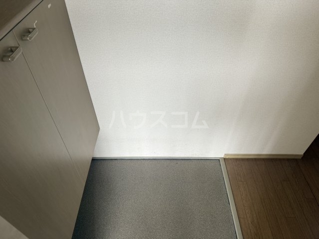 13/30 玄関