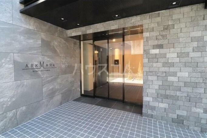 15/20 エントランス