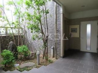 14/24 エントランス