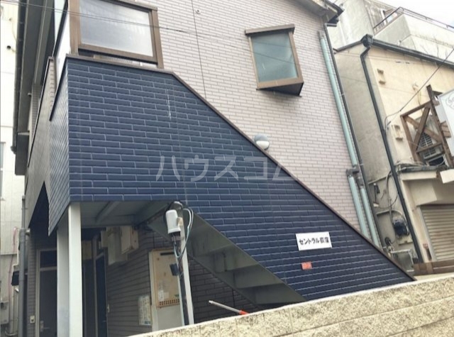 15/25 エントランス