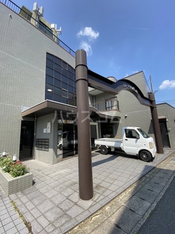 21/29 エントランス