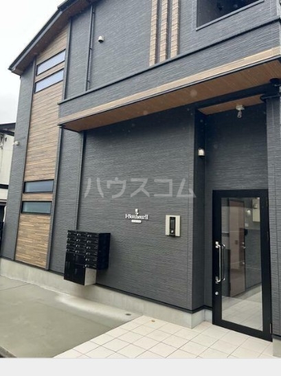 14/16 エントランス