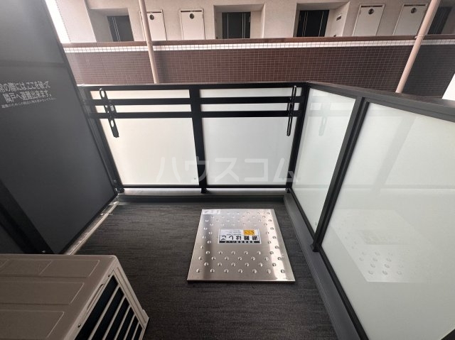 23/30 バルコニー